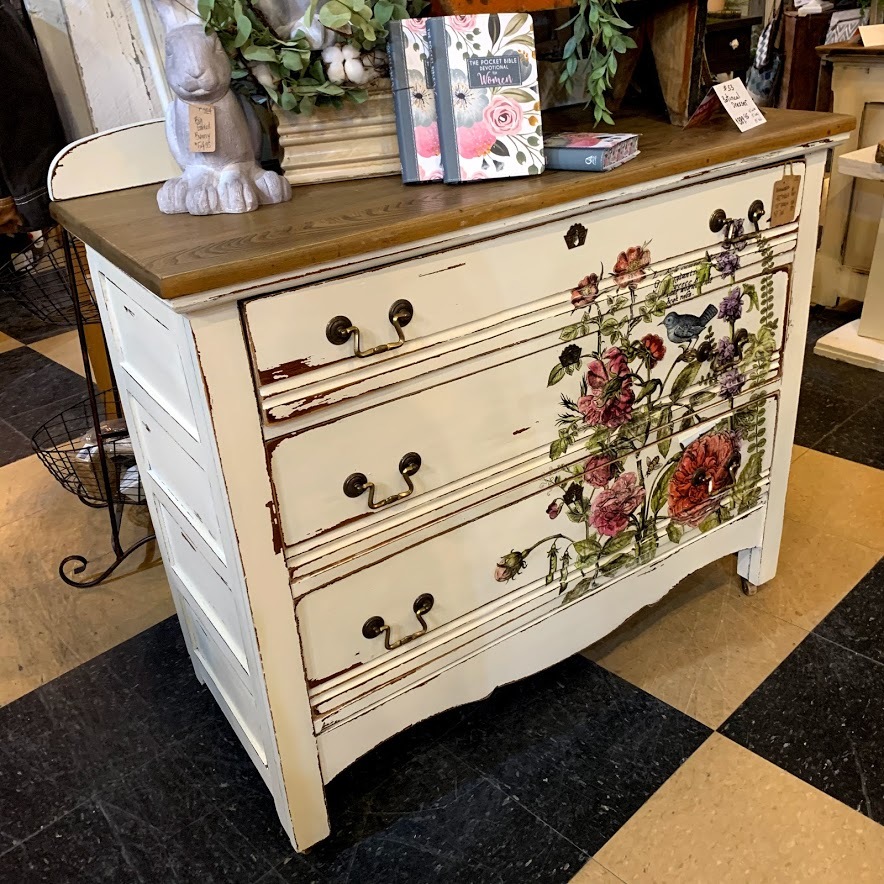 Reclaimed, Painted Furniture & Vintage Inspired Decor!