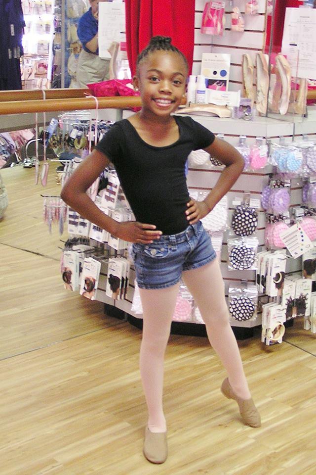 make-believe-customer-photo