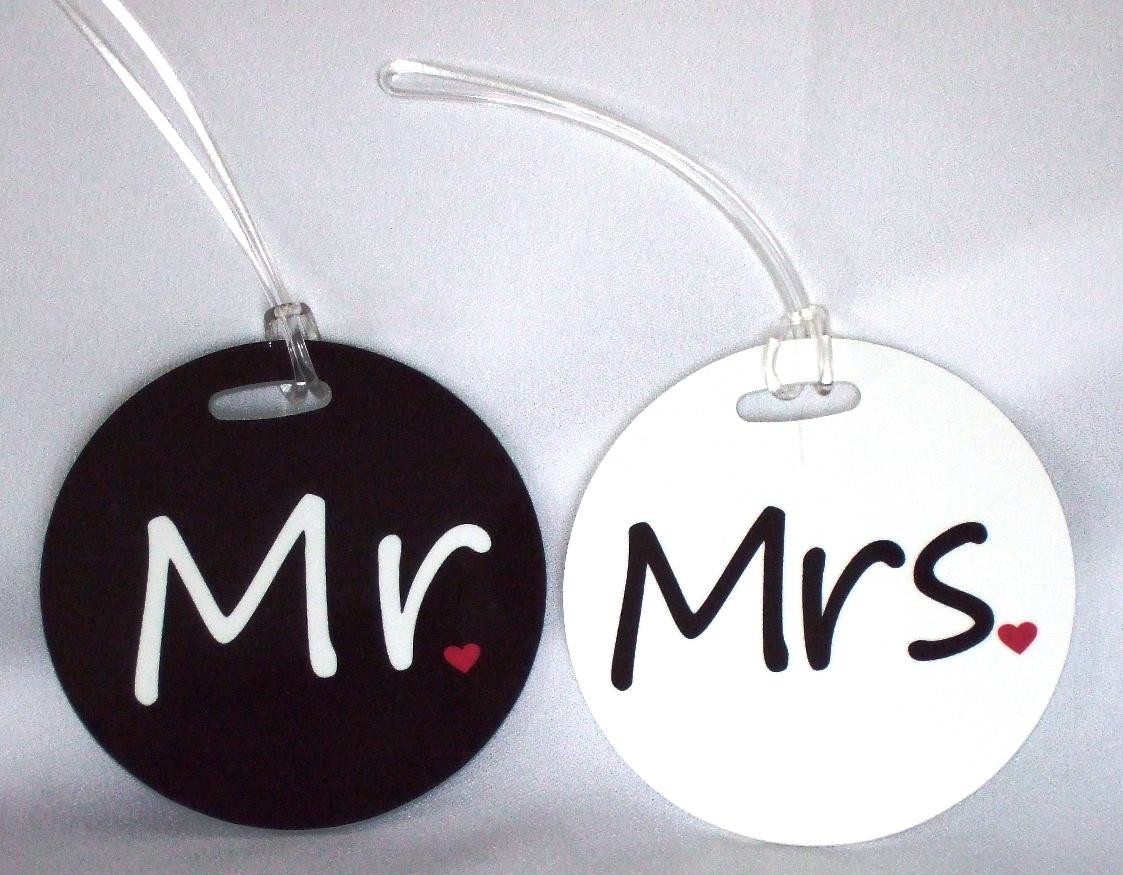 Personalized luggage tags